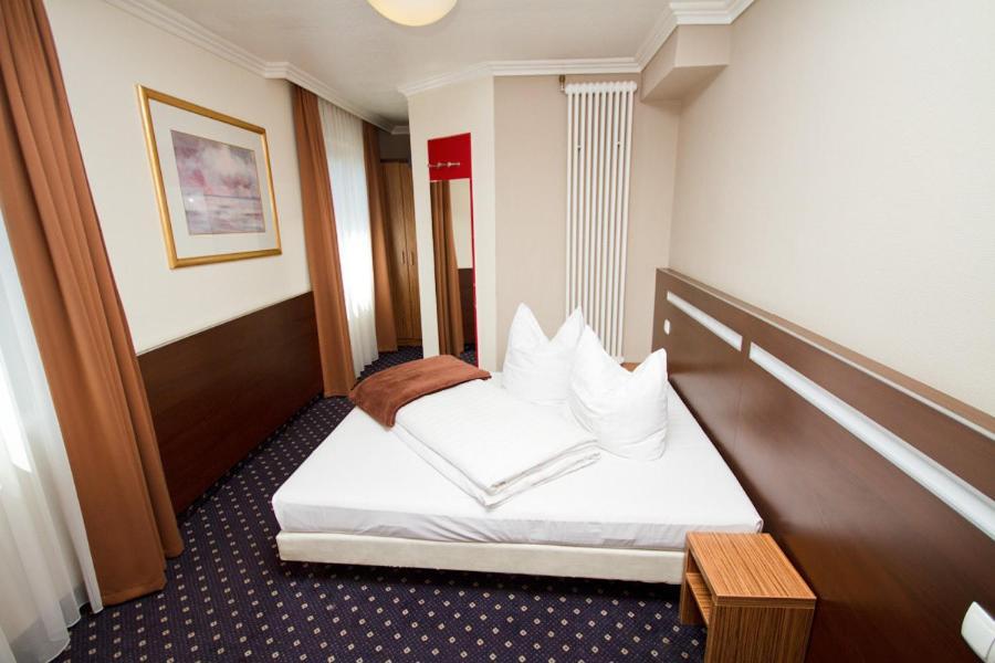 Hotel Tourist Frankfurt nad Menem Pokój zdjęcie